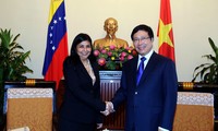越南和委内瑞拉加强在国际组织中的合作