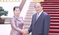 阮春福会见柬埔寨副首相梅森安