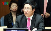 越南政府副总理兼外长范平明出席联合国减贫高层对话