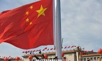 越南党政领导人致电祝贺中华人民共和国国庆六十六周年