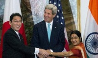 日本、美国和印度对中国在东海的行为表示担忧