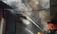 中国安徽省一家餐馆煤气爆炸  14名学生死亡