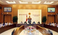 越南国会常务委员会第四十二次会议开幕
