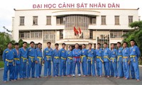 2015人民警察大学杯越南国际柔道比赛在胡志明市举行