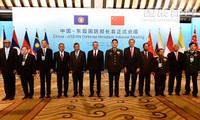 中国和东盟国防部长非正式会晤在北京举行