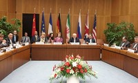 美国和欧盟通过解除对伊朗制裁的法律框架