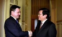 越南和俄罗斯各地应扩大优势领域合作