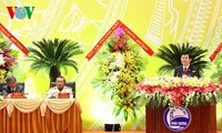 越南国家主席张晋创出席指导平阳省党代会