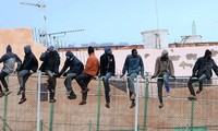 巴尔干国家对欧盟解决移民问题的计划表示质疑