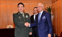 马来西亚与中国加强国防合作