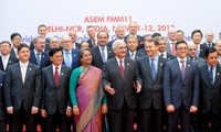 第十二届亚欧外长会议在卢森堡召开