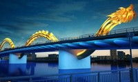 “越南美丽的路和桥”摄影比赛暨展览启动