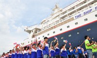 2015东南亚-日本青年船抵达胡志明市