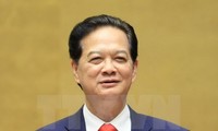 越南政府总理阮晋勇出席第27届东盟峰会