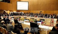 阮晋勇总理在东亚峰会上提出东海问题