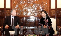 越南和白俄罗斯加强工会组织合作