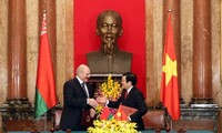 白俄罗斯总统圆满结束对越南的国事访问