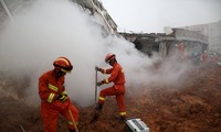 中国山体滑坡导致近100人失踪