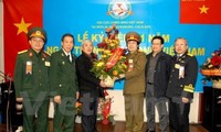 纪念越南人民军建军71周年活动在各地举行