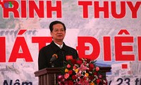 越南政府总理阮晋勇出席莱州水电站首台机组发电仪式