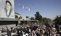 伊朗举行游行示威 抗议沙特处决什叶派教士尼米尔