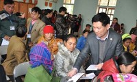 平阳省和义安省举行为贫困者过好年帮扶活动