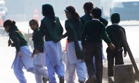 防范自杀式袭击 巴基斯坦学校停课