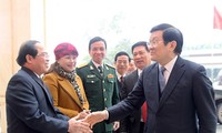 越南国家主席张晋创看望义安省人民并拜年