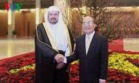 沙特阿拉伯王国协商会议主席阿卜杜拉圆满结束对越南的正式访问