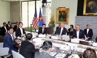 阮晋勇总理出席有关维护亚太地区和平、繁荣与安全的讨论会
