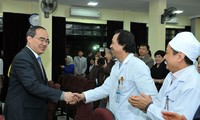 越南各地举行2.27医生节纪念活动