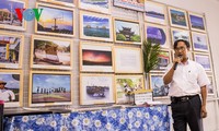 “黄沙海队之乡风土人情”摄影展在河内举行
