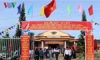 越南第14届国会和2016至2021年任期各级人民议会代表选举在全国各地举行