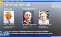三名英裔美国科学家荣获2016年诺贝尔物理学奖