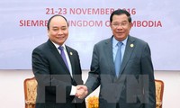 越南-柬埔寨高层会谈举行 