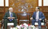 陈大光：推动越南-以色列高新技术合作