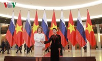 越南和俄罗斯国会加强监督配合和落实各项合作文件