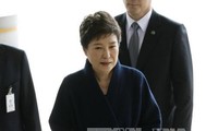 韩国政治丑闻：对前总统朴槿惠的当面讯问结束