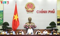 越南政府召开5月份工作例会