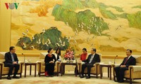 中国政协重视发展与越南祖阵的友好关系