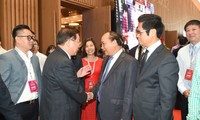  阮春福：岘港市要致力于建设高效政府