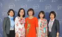 2017年世界杰出女科学家成就奖颁奖仪式举行