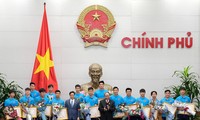 阮春福：要和越南U23男足一样在国家发展事业中努力拼搏