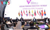  东盟外长非正式会议在新加坡召开