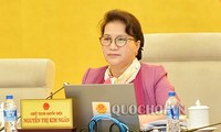 越南14届国会常委会23次会议开幕