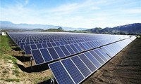 中部最大的太阳能发电站落成典礼在富安省举行