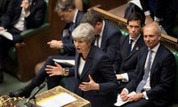 英脱欧：特蕾莎·梅首相对该国多位大臣不参加投票表示失望