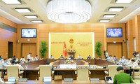 越南国会常委会向一些重要内容提供意见