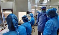 越南卫生部对海阳省治疗新冠肺炎确诊病例工作进行检查
