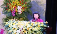 越南国家副主席邓氏玉盛出席广平省第五届爱国竞赛大会